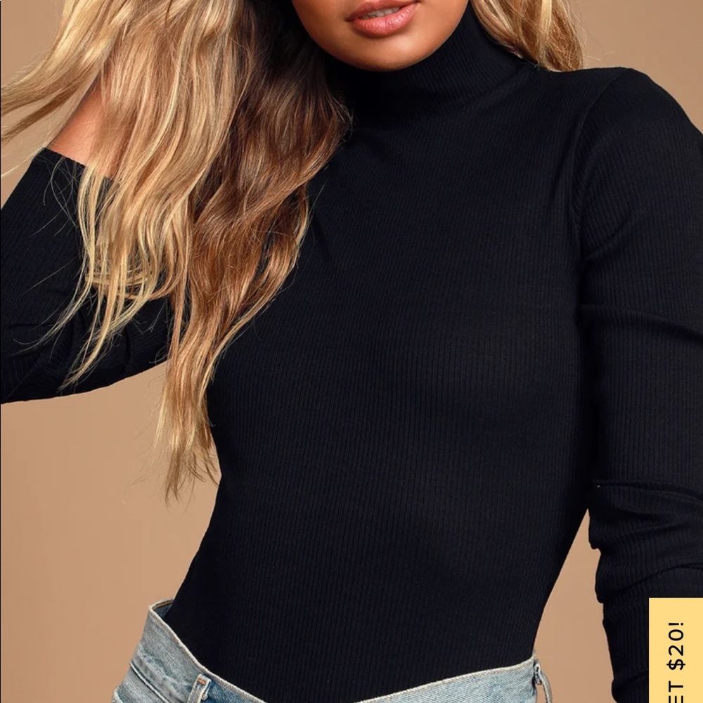 Lulus Size Small Black Ribbed Turtleneck Sweater